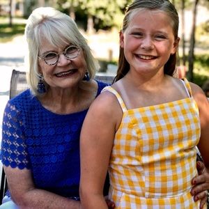 Meet your Posher, Julie